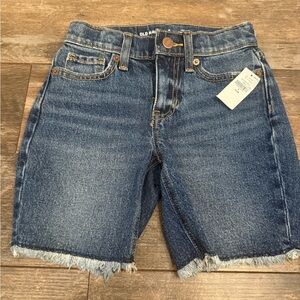 Old Navy Denim Bermuda Shorts girls 8 slim. NWT